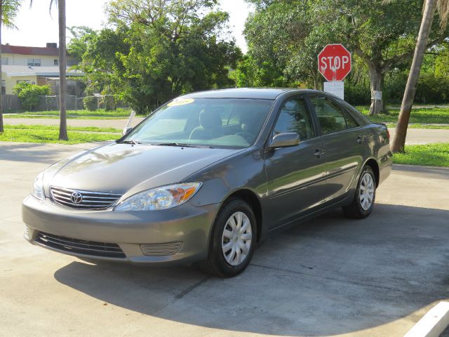 Toyota Camry 2005 photo 1