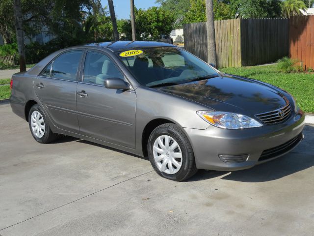 Toyota Camry 2005 photo 3