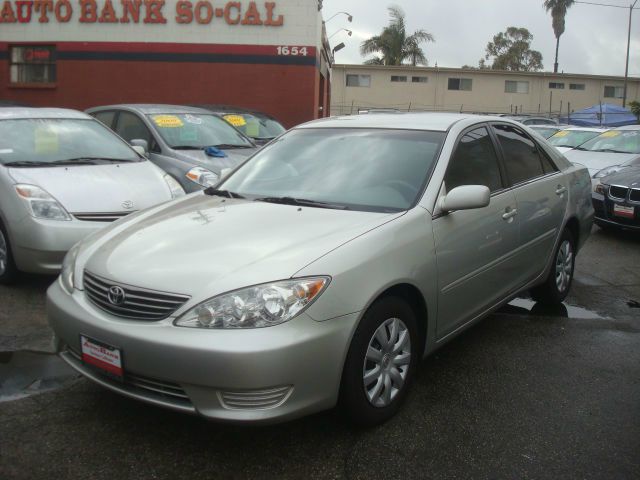 Toyota Camry 2005 photo 2