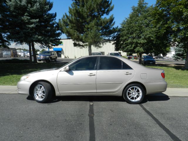 Toyota Camry 2005 photo 1