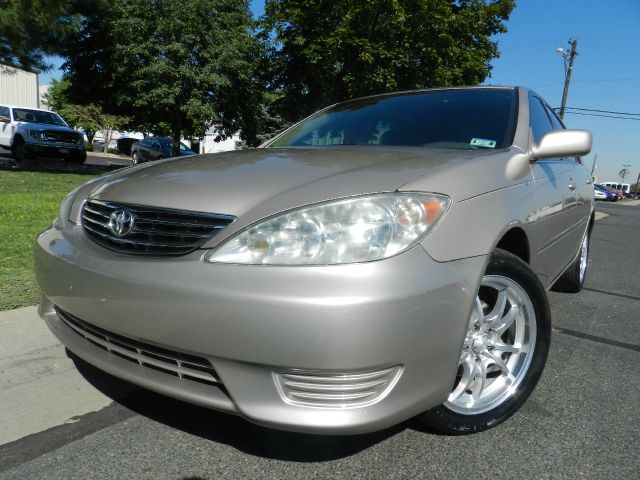 Toyota Camry 2005 photo 2