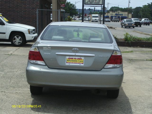 Toyota Camry 2005 photo 2