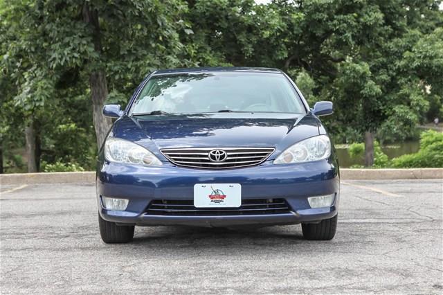 Toyota Camry 2005 photo 2