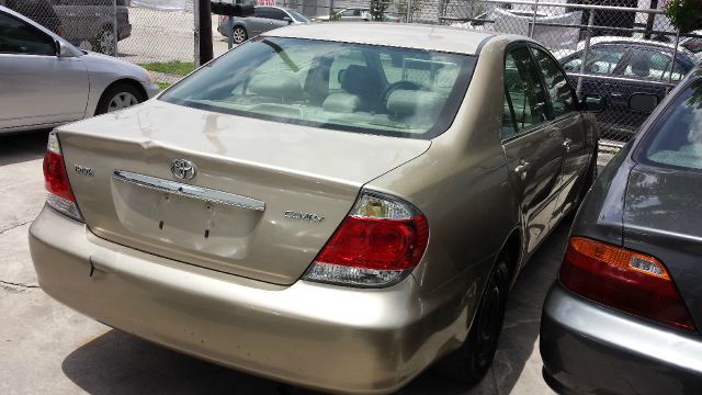 Toyota Camry 2005 photo 4