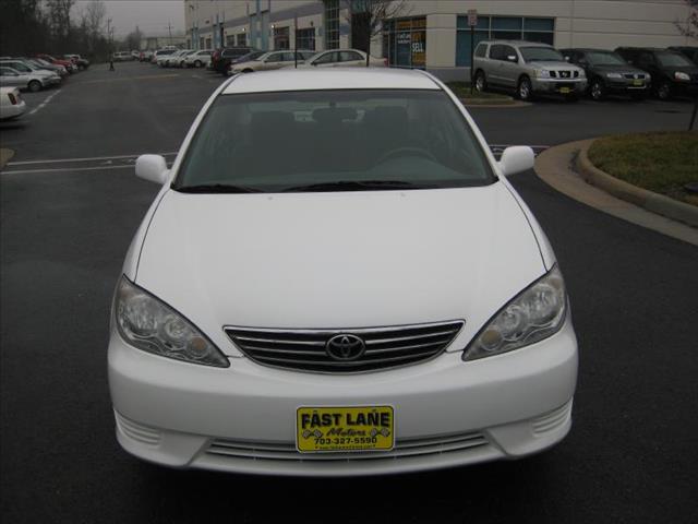 Toyota Camry 2005 photo 2