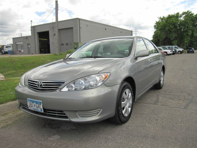 Toyota Camry 2005 photo 2