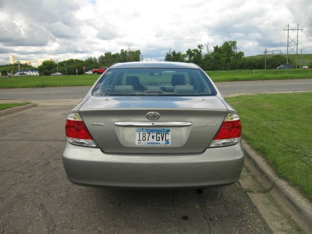 Toyota Camry 2005 photo 8