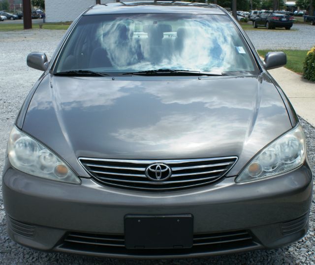 Toyota Camry 2005 photo 1