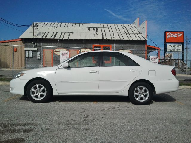 Toyota Camry 2005 photo 2