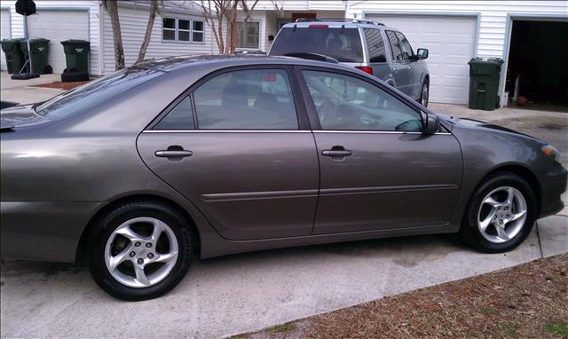 Toyota Camry 2005 photo 2