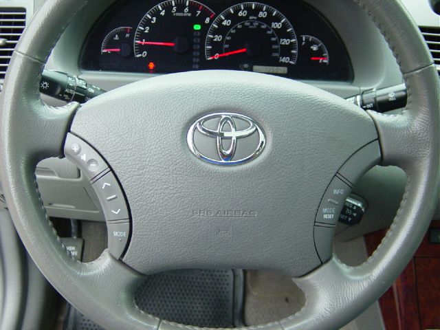 Toyota Camry 2005 photo 6