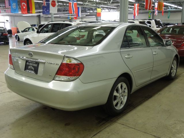 Toyota Camry 2005 photo 1