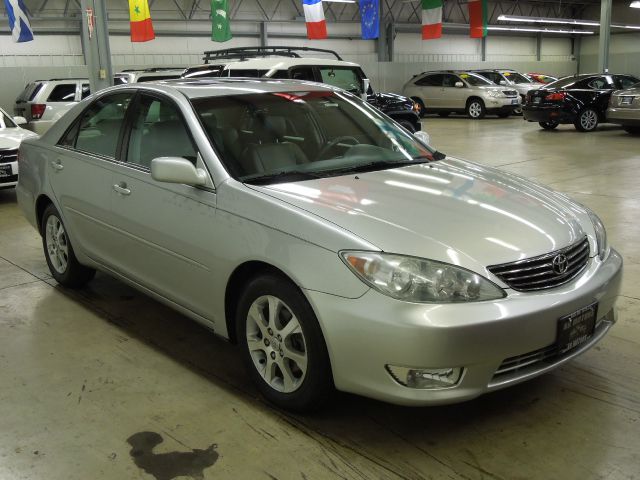 Toyota Camry 2005 photo 2