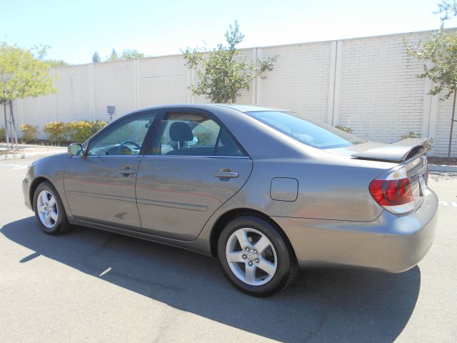 Toyota Camry 2005 photo 1