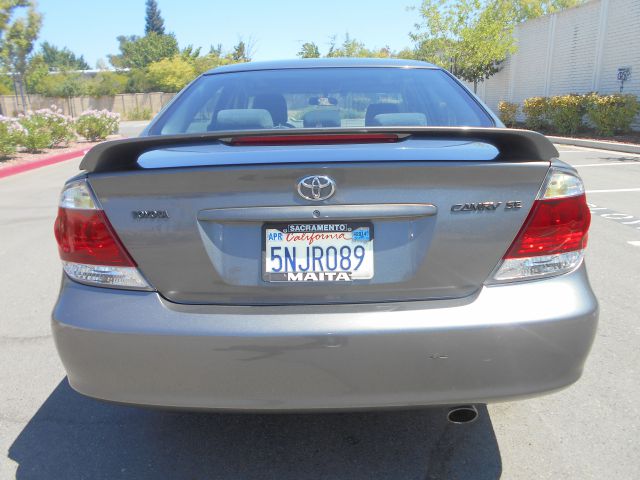 Toyota Camry 2005 photo 2