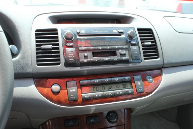 Toyota Camry 2005 photo 13