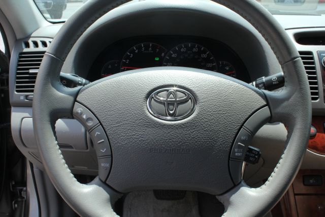 Toyota Camry 2005 photo 14