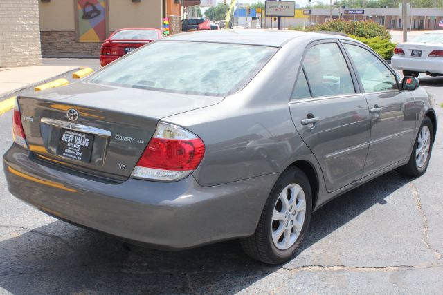 Toyota Camry 2005 photo 22