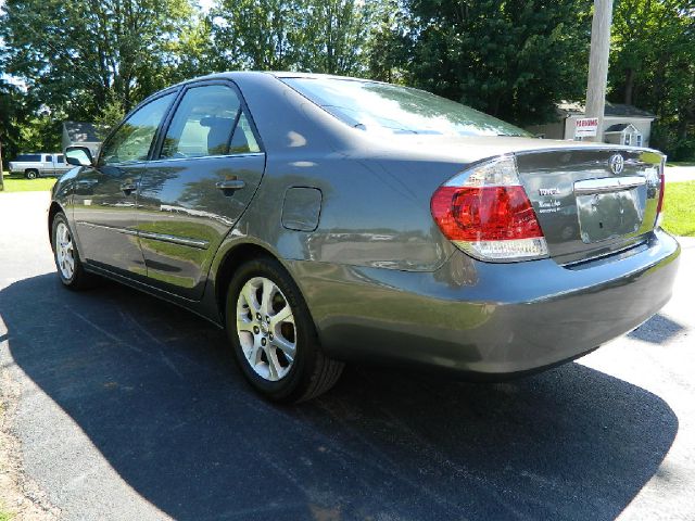 Toyota Camry 2005 photo 2