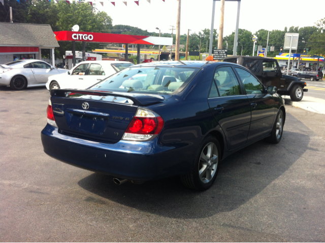 Toyota Camry 2005 photo 1