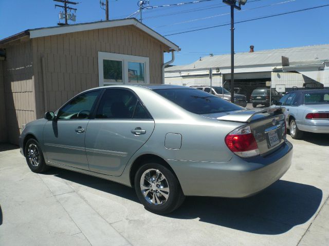 Toyota Camry 2005 photo 1