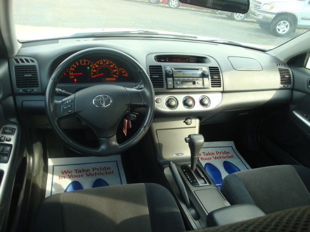 Toyota Camry 2005 photo 1