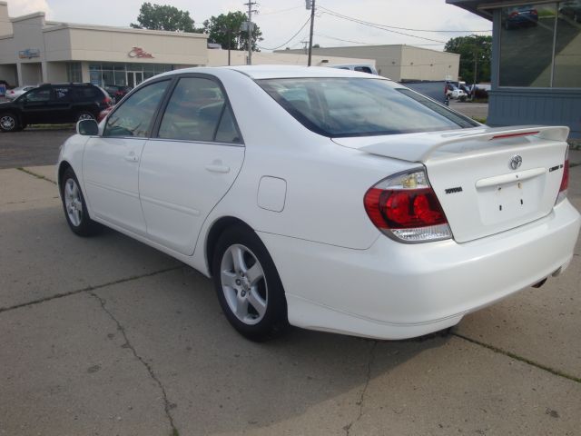 Toyota Camry 2005 photo 13