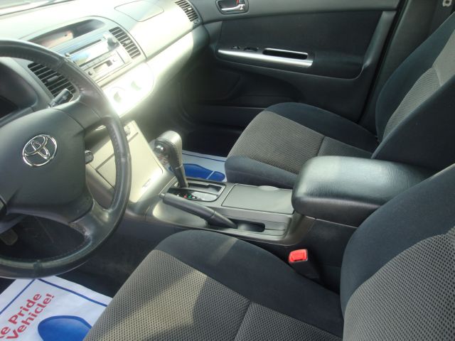 Toyota Camry 2005 photo 2