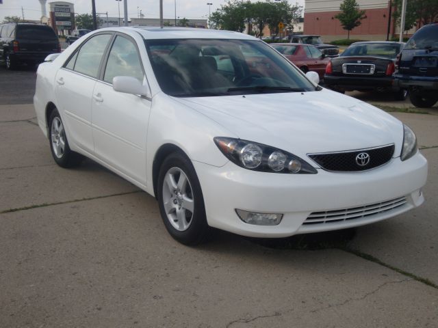 Toyota Camry 2005 photo 25