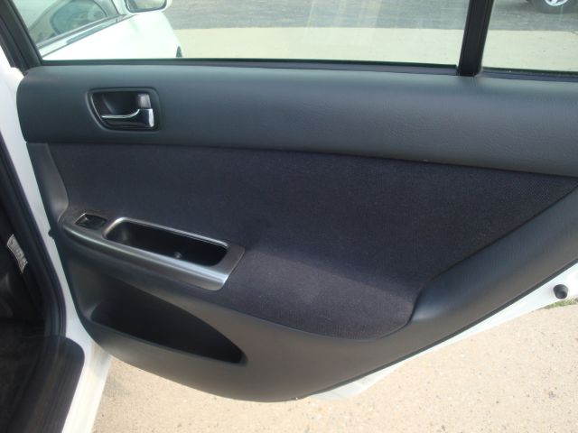 Toyota Camry 2005 photo 28