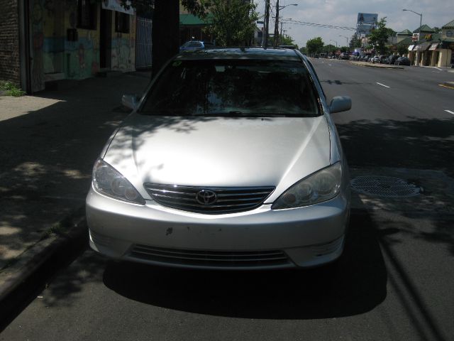 Toyota Camry 2005 photo 1