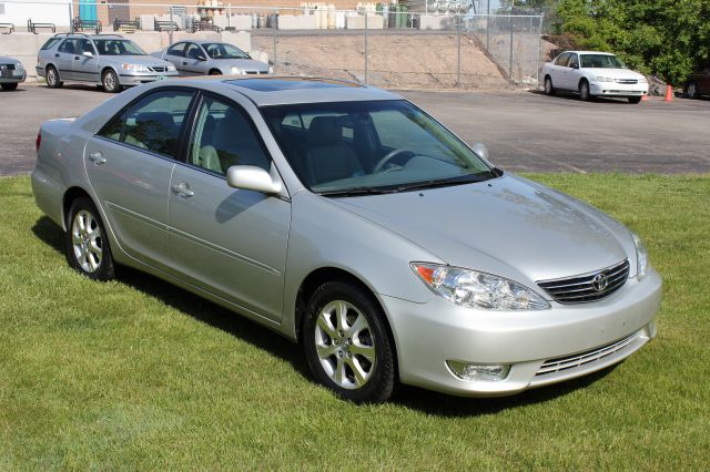 Toyota Camry 2005 photo 17