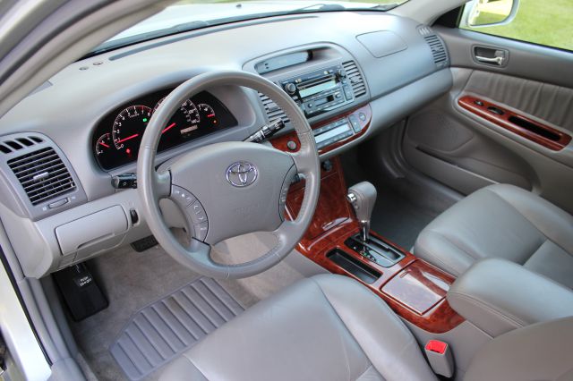 Toyota Camry 2005 photo 2