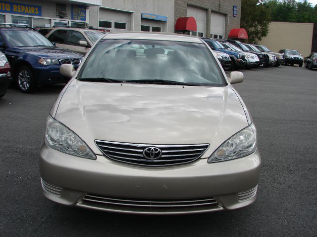 Toyota Camry 2005 photo 2