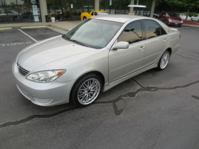 Toyota Camry 2005 photo 1