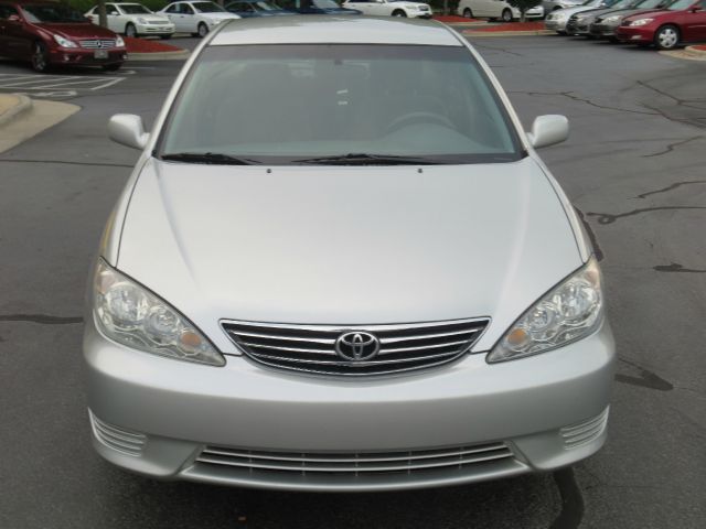 Toyota Camry 2005 photo 2