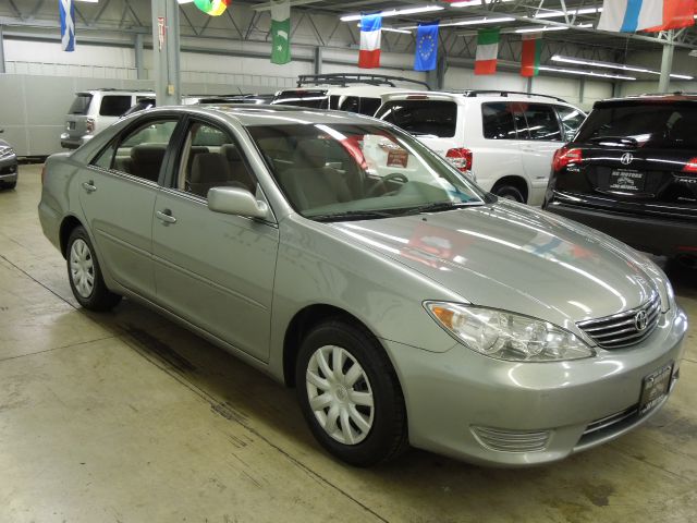 Toyota Camry 2005 photo 1