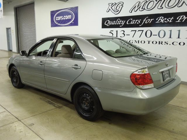 Toyota Camry 2005 photo 3