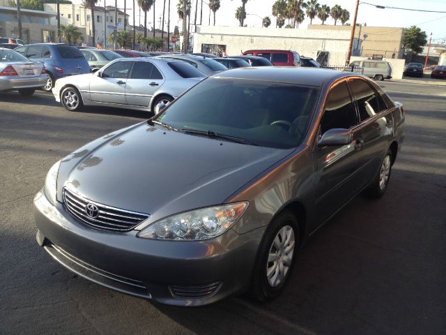 Toyota Camry 2005 photo 2