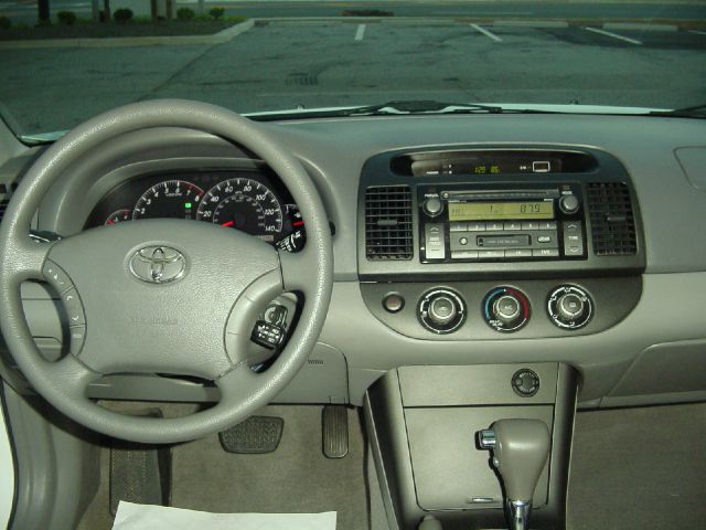 Toyota Camry 2005 photo 6