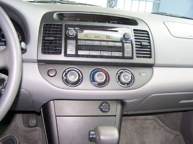 Toyota Camry 2006 photo 2