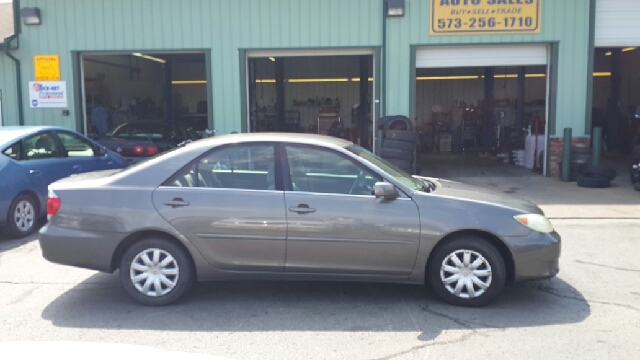 Toyota Camry X Sedan