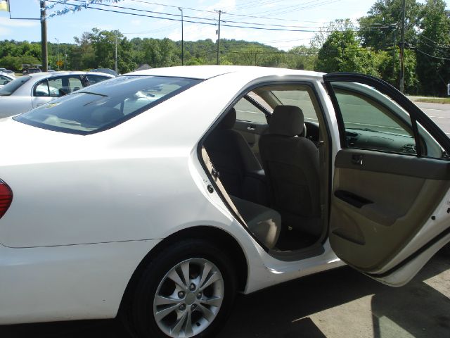 Toyota Camry Enthusiast 2D Roadster Sedan