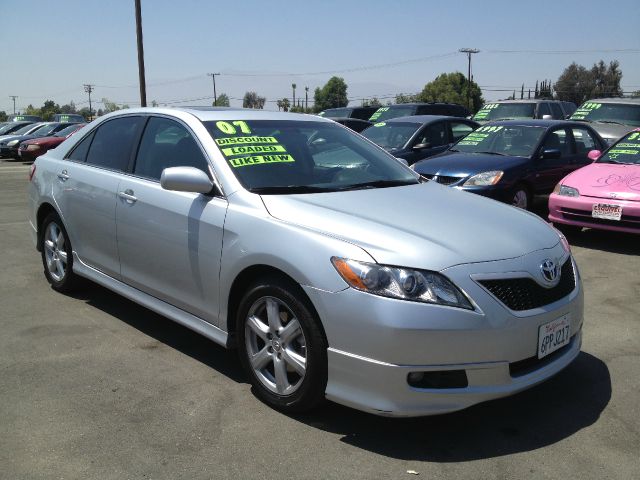 Toyota Camry 2dr Cpe Auto Sedan