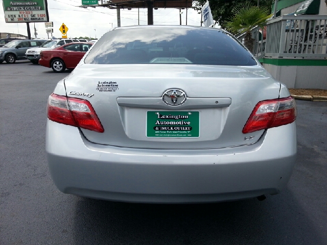 Toyota Camry 2007 photo 2