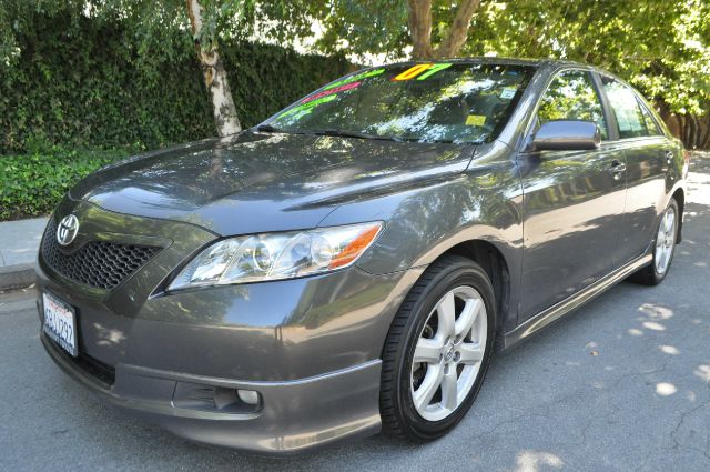 Toyota Camry SEL Sport Utility 4D Sedan