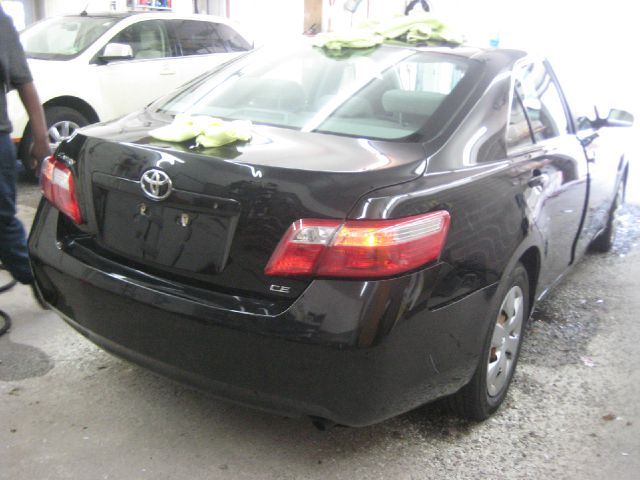 Toyota Camry SLE Leather SUV Sedan