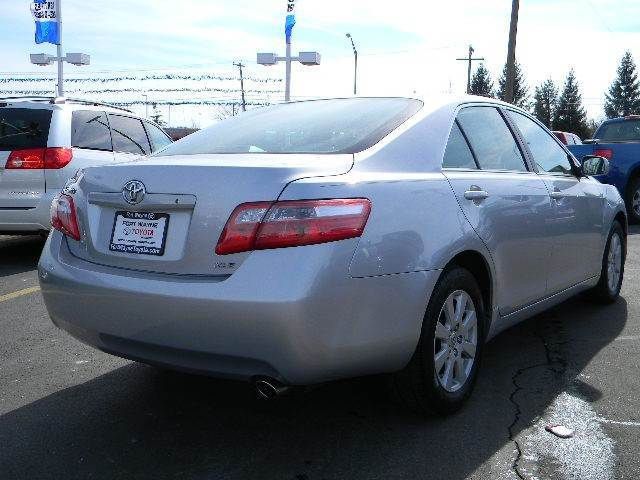 Toyota Camry SEL Sport Utility 4D Sedan