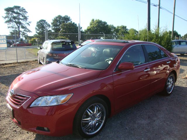 Toyota Camry SEL Sport Utility 4D Sedan