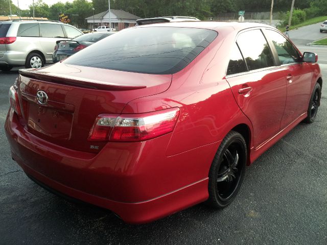 Toyota Camry SE Sedan